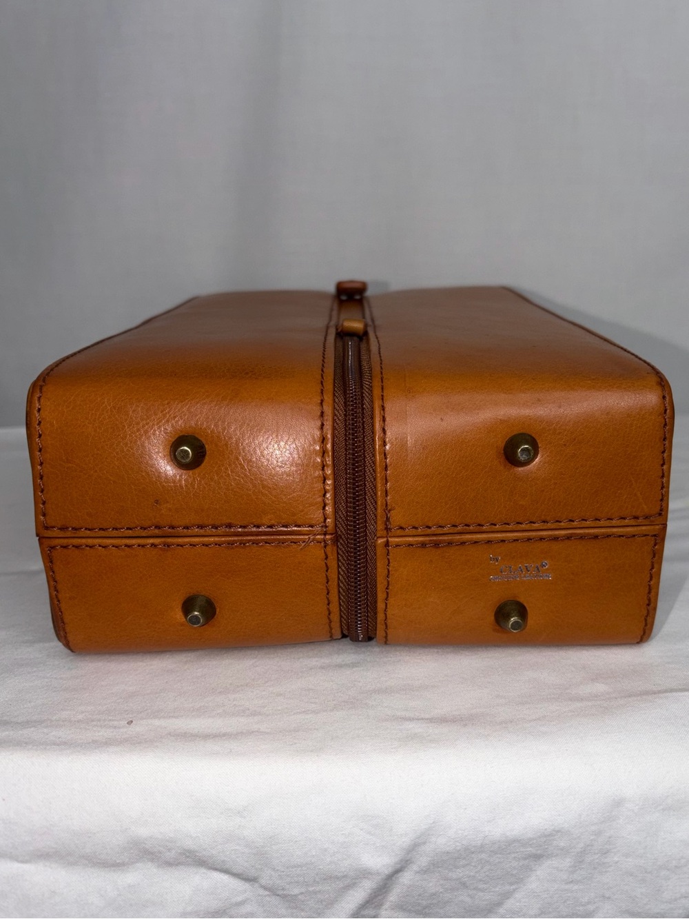 Clava Leather Two Bottle Wine Carrier - Tan - Picture 6 of 16